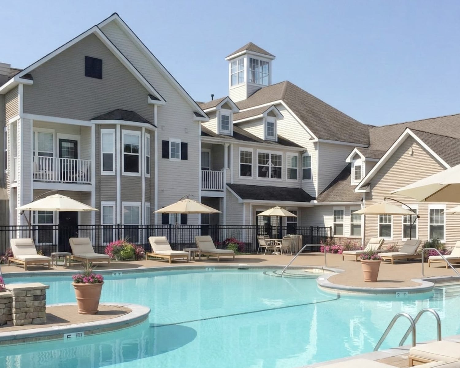 steeplechase exterior 5x4